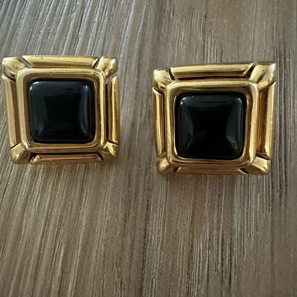 Vintage Nordstrom Gold/Glass Earrings